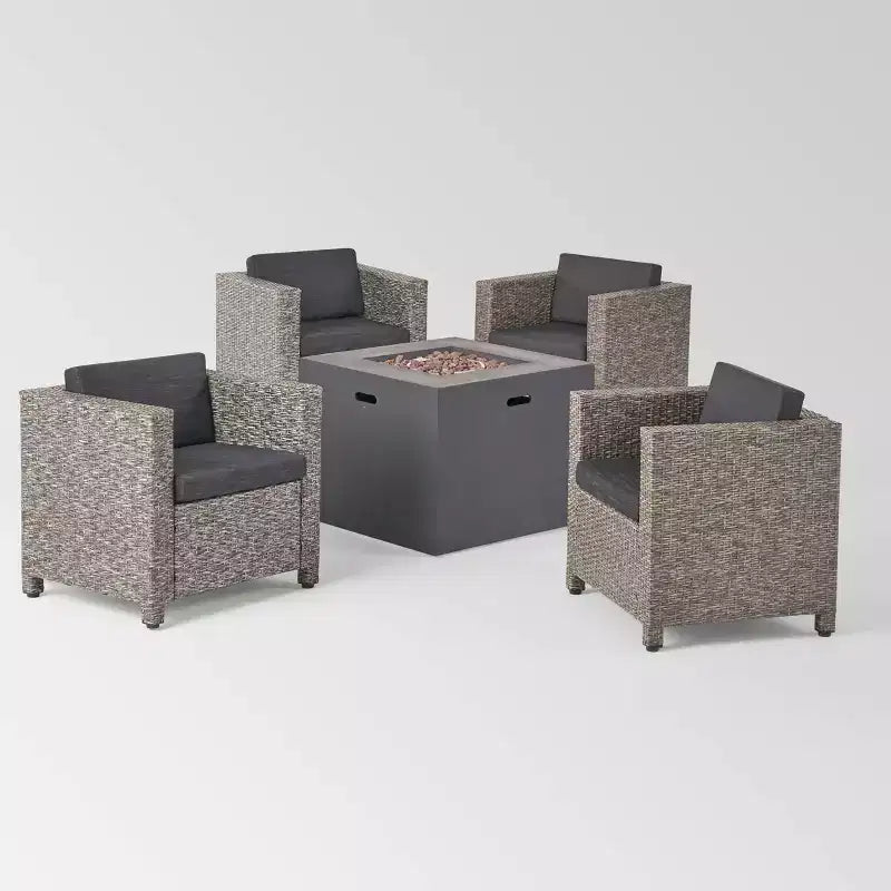 Juego de 5 piezas de silla club de mimbre y hoguera cuadrada Maxwell - Negro/Gris oscuro - Christopher Knight Home: Resistente a la intemperie, estructura de hierro
