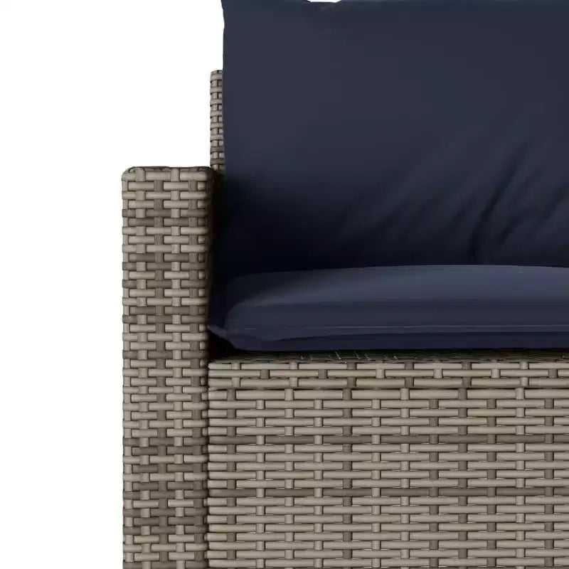 vidaXL Juego de comedor de patio al aire libre de 2 piezas, muebles de ratán sintético con cojines, sofá de 3 plazas y mesa de madera de acacia - Gris/Azul marino
