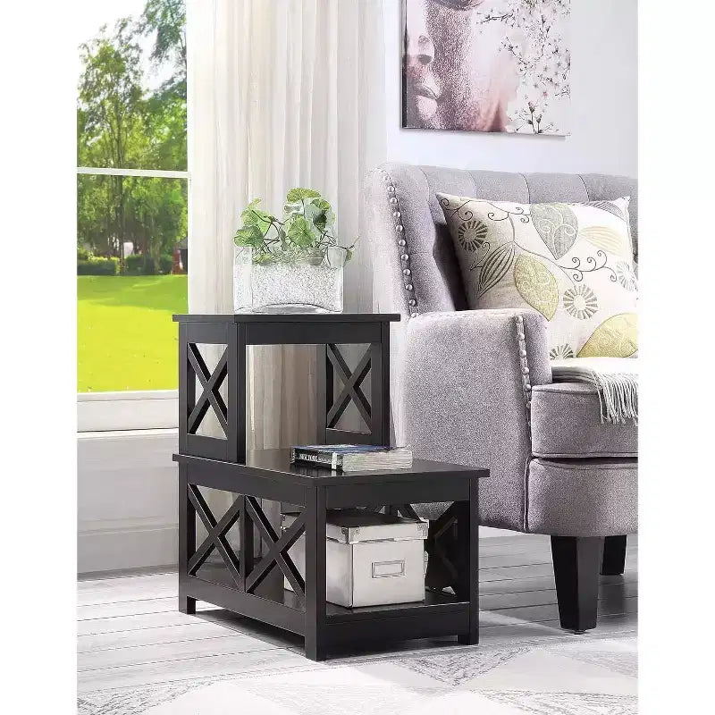Mesa auxiliar rectangular con tapa de madera, negra, diseño en L con 3 estantes