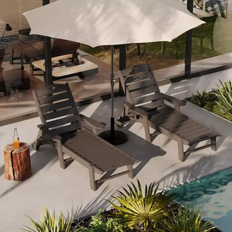 Juego de 2 tumbonas plegables ajustables de 5 posiciones de HDPE, reclinables para patio al aire libre con portavasos, ruedas, apoyabrazos, resina duradera