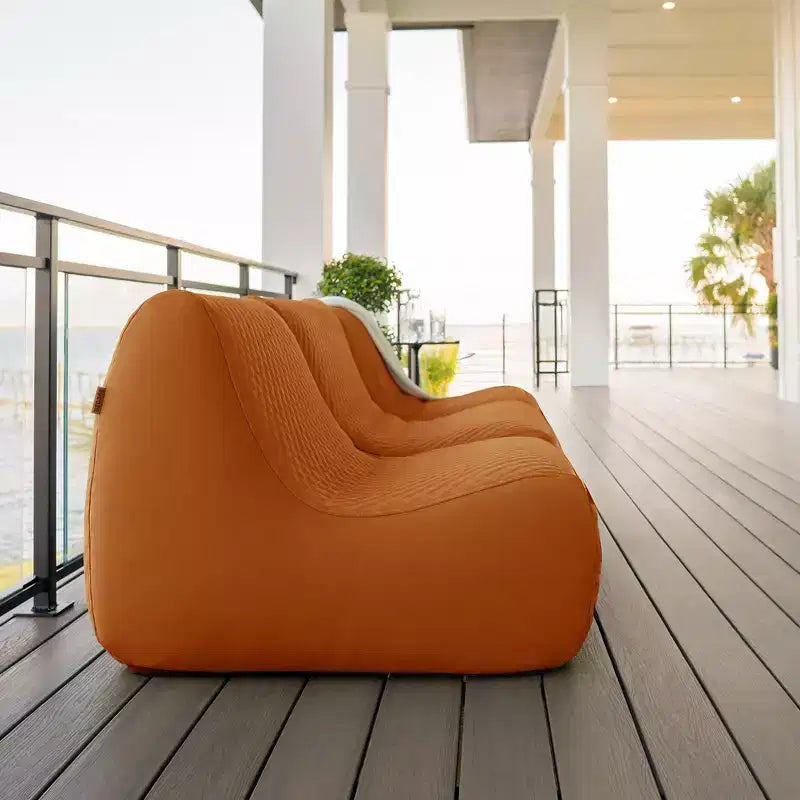 Juego de muebles de patio Big Joe Solvana para exteriores, sofá de cuero cosido con silicona Cool Touch resistente a la intemperie, seccional de 3 piezas, color miel arena