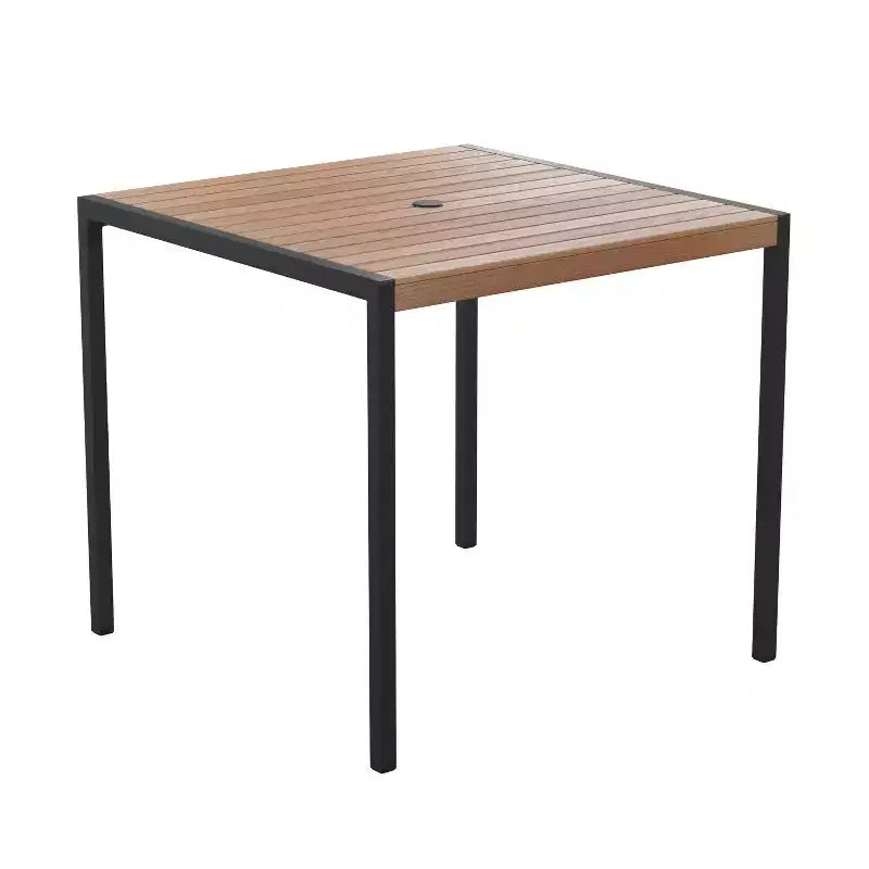 Juego de mesa de patio de 3 piezas Emma y Oliver - Láminas de polietileno sintético imitación teca - Mesa con marco de acero cuadrado de 35" con 2 sillas apilables imitación teca