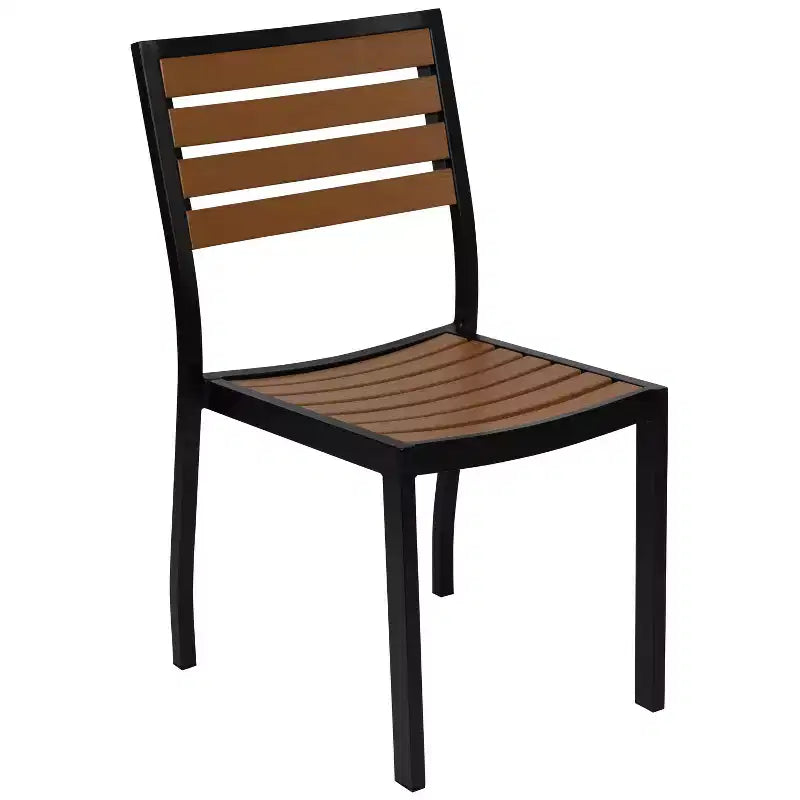 Juego de mesa de patio de 3 piezas Emma y Oliver - Láminas de polietileno sintético imitación teca - Mesa con marco de acero cuadrado de 35" con 2 sillas apilables imitación teca
