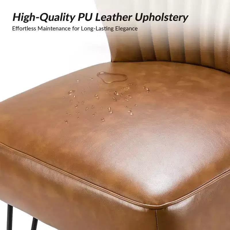 Sillón auxiliar contemporáneo de cuero vegano capitoné con patas de metal en forma de U