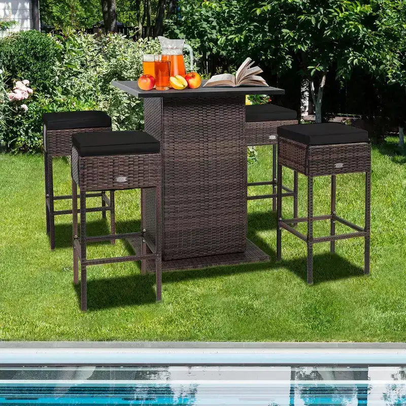 Costway Juego de Bar de Ratán para Patio de 5 Piezas con Mesa, Taburetes, Estante de Almacenamiento Oculto y Cojines