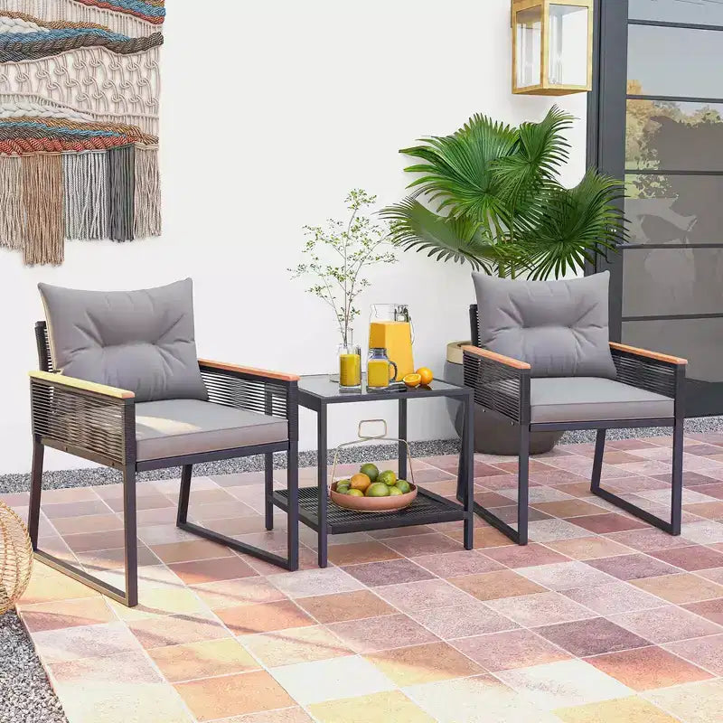 Set de conversación Costway de 3 piezas para exteriores con mesa auxiliar de 2 niveles y reposabrazos de madera de acacia