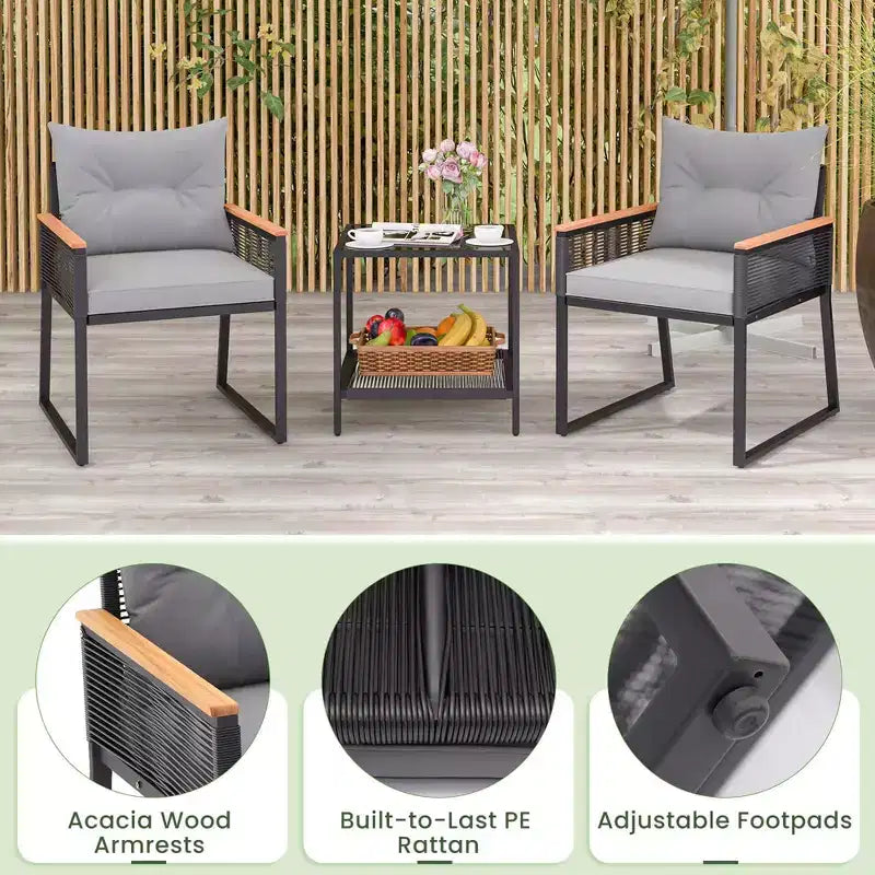 Set de conversación Costway de 3 piezas para exteriores con mesa auxiliar de 2 niveles y reposabrazos de madera de acacia